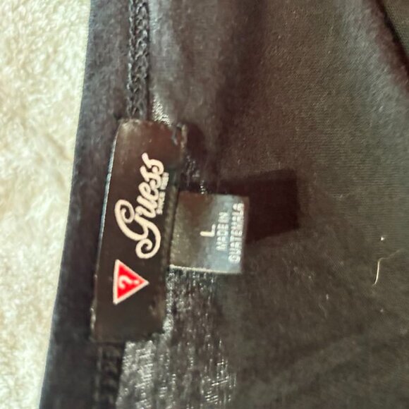 Guess Tshirt - Picture 3 of 3